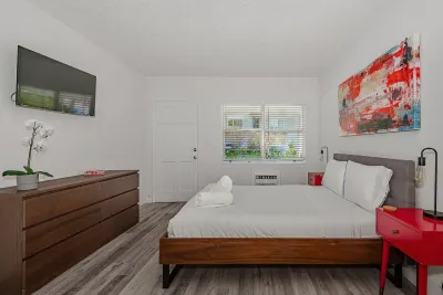 Sunset Garden Pompano